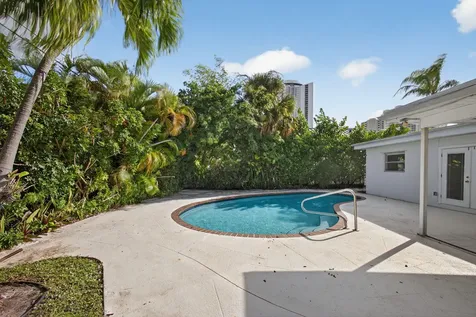 1242 N Harbor Drive Singer Island FL 33404
