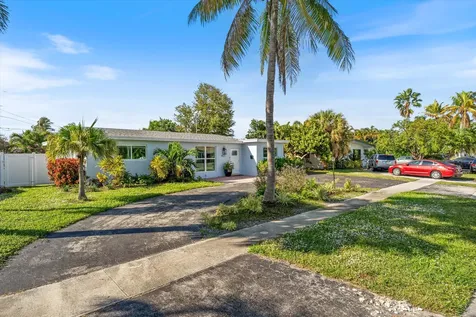4921 NE 23rd Avenue Lighthouse Point FL 33064