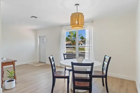 4921 NE 23rd Avenue Lighthouse Point FL 33064