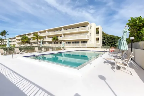 2565 S Ocean Boulevard Palm Beach FL 33480
