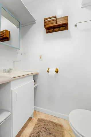 2285 Ne 136th Lane North Miami Beach FL 33181