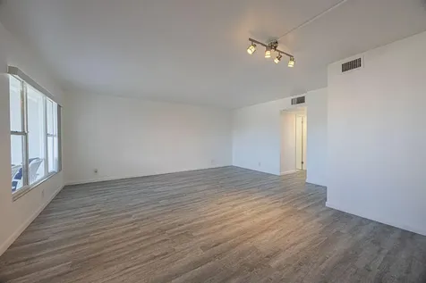 808 Se 7 Street Deerfield Beach FL 33441
