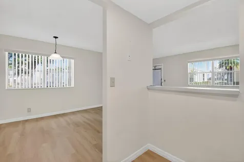 51 Flanders B Delray Beach FL 33484