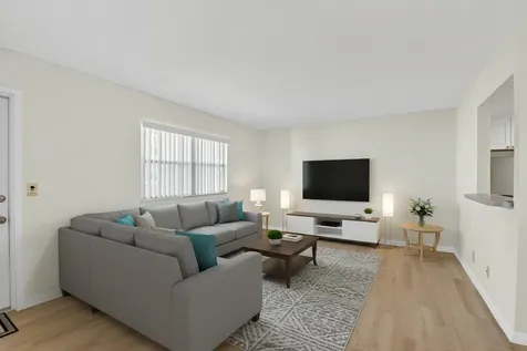 51 Flanders B Delray Beach FL 33484