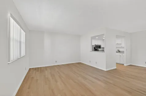 51 Flanders B Delray Beach FL 33484
