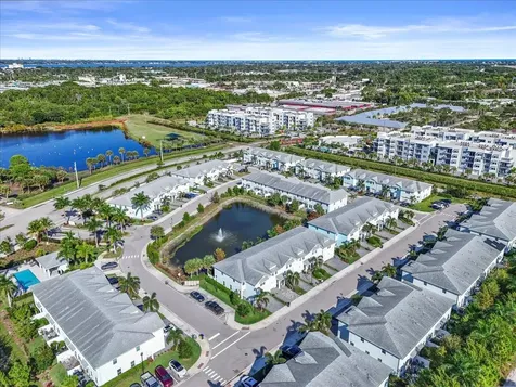 364 Se Sea Hunt Way Stuart FL 34994