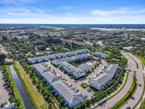 364 Se Sea Hunt Way Stuart FL 34994