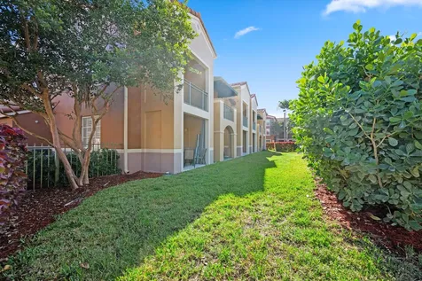 11765 St Andrews Place Wellington FL 33414