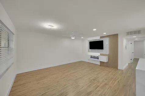 582 Flanders M Drive Delray Beach FL 33484