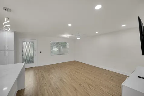 582 Flanders M Drive Delray Beach FL 33484