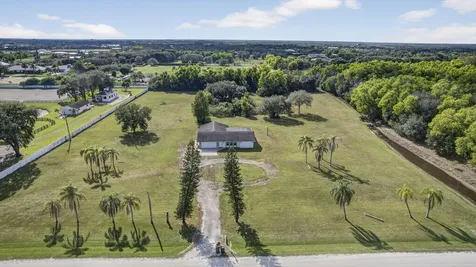 16490 Rustic Road Wellington FL 33470