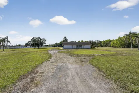 16490 Rustic Road Wellington FL 33470