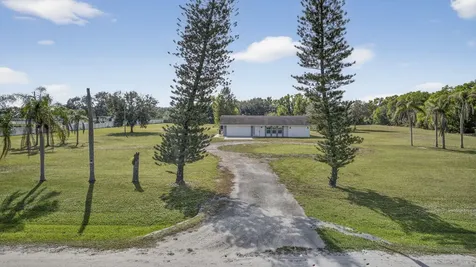 16490 Rustic Road Wellington FL 33470