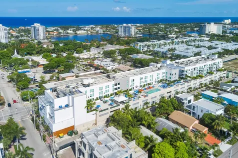 236 SE 5th Avenue Delray Beach FL 33483