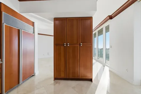 1063 Hillsboro Mile Hillsboro Beach FL 33062