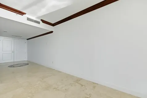 1063 Hillsboro Mile Hillsboro Beach FL 33062