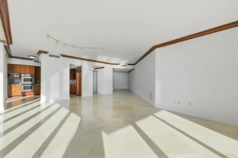 1063 Hillsboro Mile Hillsboro Beach FL 33062