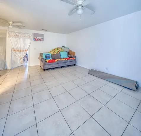 927 S G Street Lake Worth Beach FL 33460