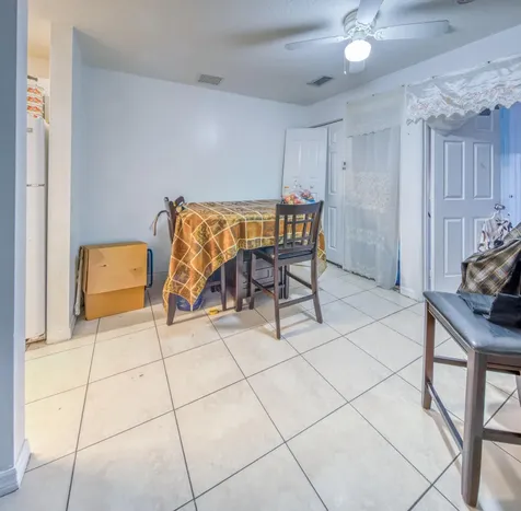 927 S G Street Lake Worth Beach FL 33460