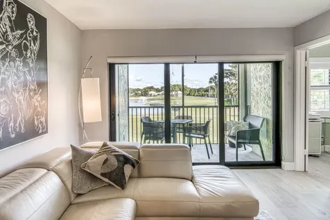 12790 Briarlake Drive Palm Beach Gardens FL 33418