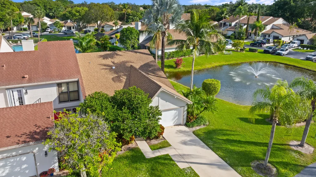 6735 Canary Palm Circle Boca Raton FL 33433