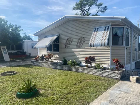 8933 Pine Street Boynton Beach FL 33436