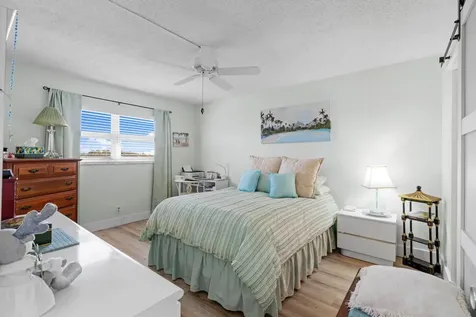 808 Se 7th Street Deerfield Beach FL 33441