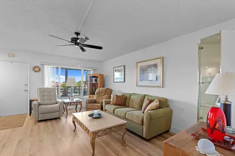 808 Se 7th Street Deerfield Beach FL 33441