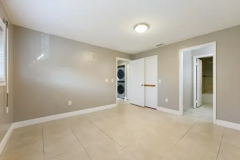 811 SE 4th Avenue Dania Beach FL 33004