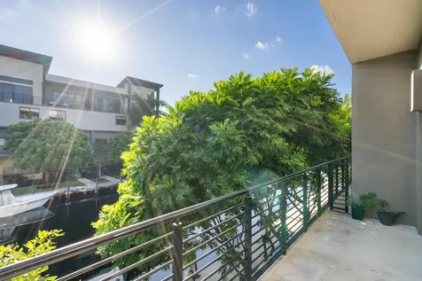 180 Se 4th Terrace Pompano Beach FL 33060