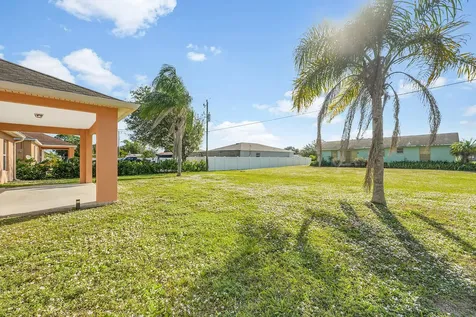 530 Sw Butler Avenue Port Saint Lucie FL 34983