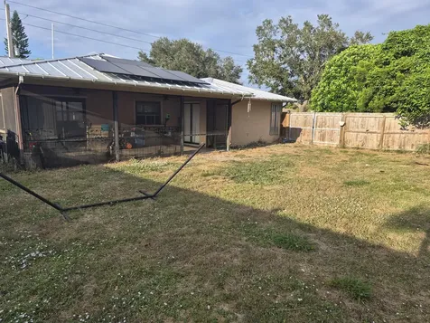 250 SE Walters Terrace Port Saint Lucie FL 34983