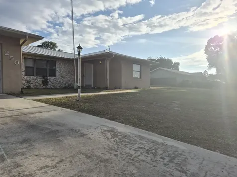 250 SE Walters Terrace Port Saint Lucie FL 34983
