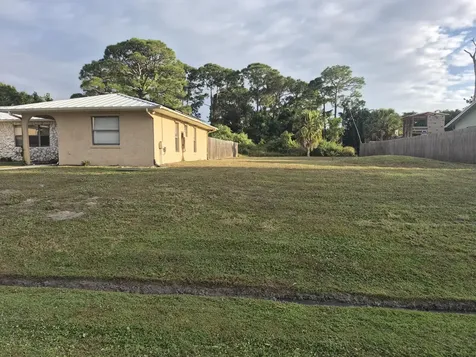 250 SE Walters Terrace Port Saint Lucie FL 34983