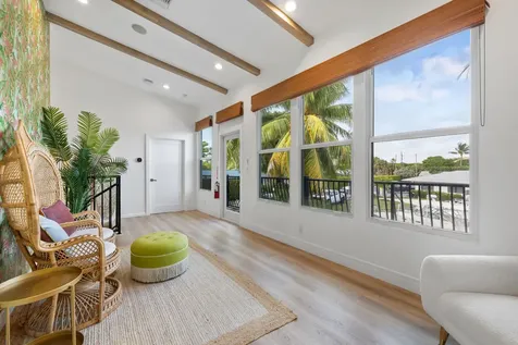 100 Neptune Drive Hypoluxo FL 33462