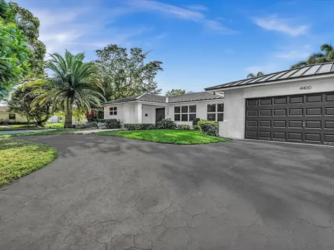 4400 Buchanan Street Hollywood FL 33021