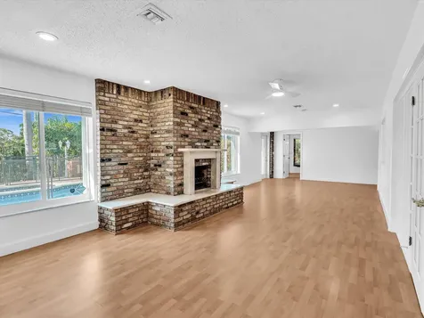 4400 Buchanan Street Hollywood FL 33021