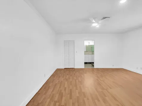 4400 Buchanan Street Hollywood FL 33021