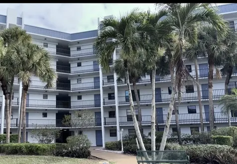 4640 Lucerne Lakes Boulevard Lake Worth FL 33467