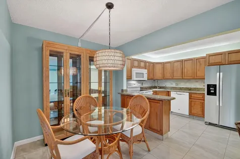 310 Pine Ridge Circle Greenacres FL 33463