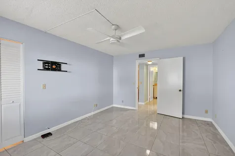 310 Pine Ridge Circle Greenacres FL 33463