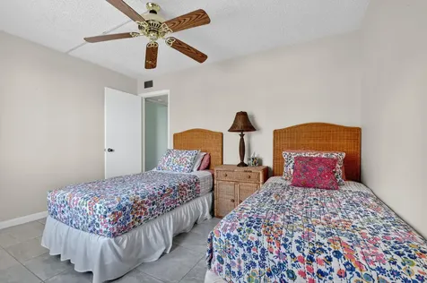 310 Pine Ridge Circle Greenacres FL 33463