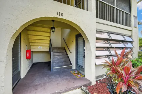 310 Pine Ridge Circle Greenacres FL 33463