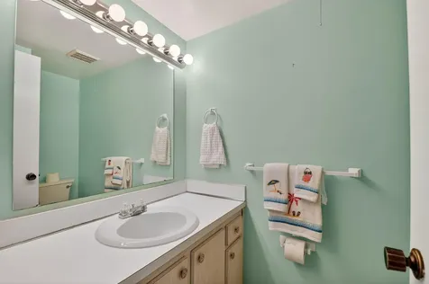 310 Pine Ridge Circle Greenacres FL 33463