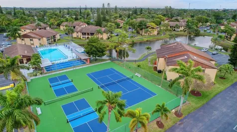 310 Pine Ridge Circle Greenacres FL 33463