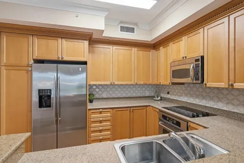 4 Renaissance Way Boynton Beach FL 33426