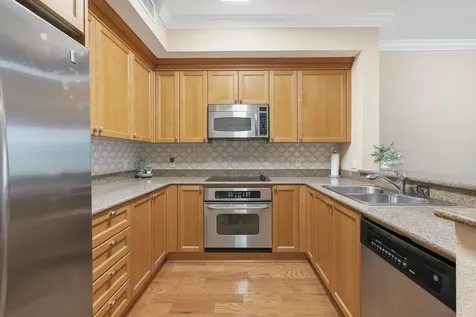 4 Renaissance Way Boynton Beach FL 33426