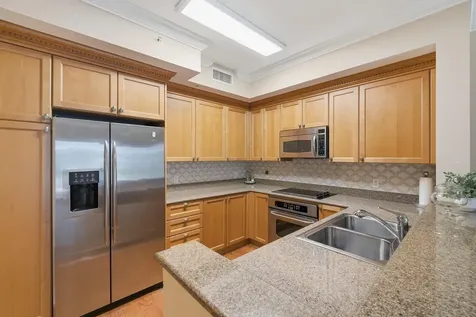 4 Renaissance Way Boynton Beach FL 33426