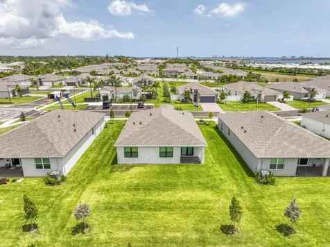 2071 NE Cedar Street Jensen Beach FL 34957
