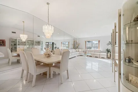 8030 Springside Court Boca Raton FL 33496